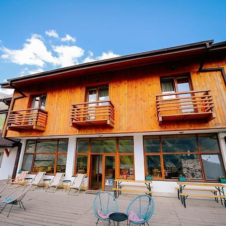 Alpenhaus Kazbegi Hotel & Restaurant Exterior photo